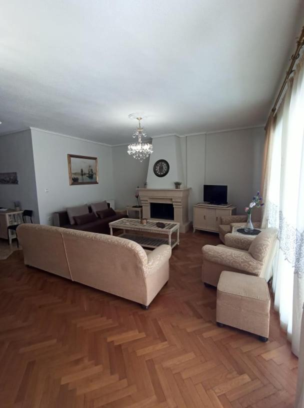 Golden Mirror In Kavala Apartment Exterior foto